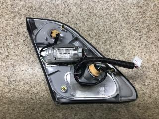 Вставка между стопов правая задняя TOYOTA CELSIOR UCF30 3UZ-FE 50-62 2 ракурс