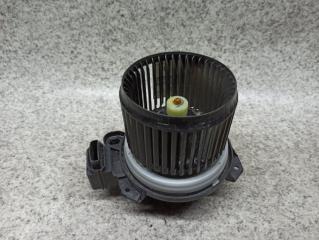 Мотор печки передний SUZUKI SPACIA MK32S R06A 2 ракурс Мотор печки передний SUZUKI SPACIA MK32S R06A 2 ракурс