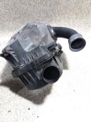 Корпус воздушного фильтра HONDA ELYSION RR1 4 ракурс Корпус воздушного фильтра HONDA ELYSION RR1 4 ракурс
