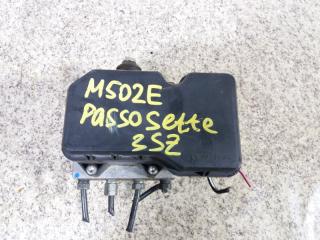 Блок abs TOYOTA PASSO SETTE M502E 3SZ-VE 44510-B1150 4 ракурс