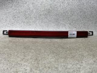 Вставка между стопов задняя NISSAN SUNNY