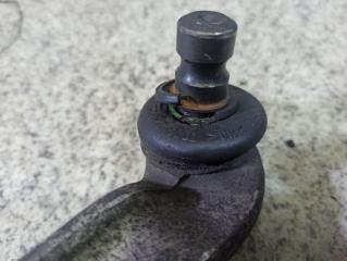 Рычаг правый передний AUDI A4 8D5 8D0-407-508-E 4 ракурс