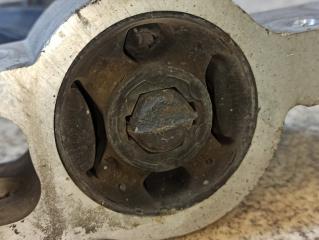 Рычаг правый передний VOLKSWAGEN TOURAN 1T2 1K0407153G 2 ракурс