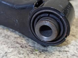 Рычаг правый передний SUBARU IMPREZA GK2, GK3, GK6, GK7, GT2, GT3, GT6, GT7 4 ракурс