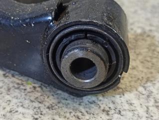 Рычаг правый передний SUBARU IMPREZA GK2, GK3, GK6, GK7, GT2, GT3, GT6, GT7 4 ракурс