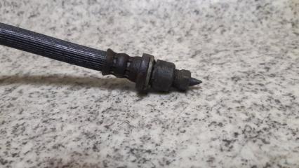 Тормозной шланг правый передний TOYOTA NOAH, VOXY, IPSUM, ISIS AZR60, AZR65, ACM21, ACM26, ANM10, ANM15, ZNM10 2 ракурс