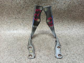 Петля капота передняя NISSAN SERENA KBC23, KBCC23, KBNC23, KVC23, KVNC23 2 ракурс