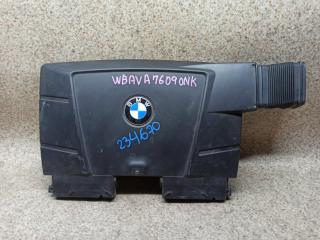 Воздухозаборник BMW 3-SERIES E90 N46B20 1 ракурс Воздухозаборник BMW 3-SERIES E90 N46B20 1 ракурс