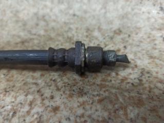 Тормозной шланг правый передний TOYOTA NOAH, VOXY, IPSUM, ISIS AZR60, AZR65, ACM21, ACM26, ANM10, ANM15, ZNM10 3 ракурс
