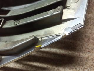 Решетка радиатора NISSAN ELGRAND E52 62310-1A52 5 ракурс