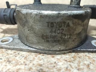 Холодильник TOYOTA ISIS ANM10 1AZ-FSE 3 ракурс