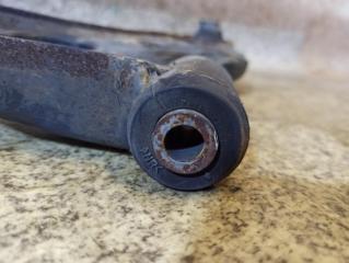 Рычаг левый передний SUBARU LUCRA L455F KF-VE 3 ракурс Рычаг левый передний SUBARU LUCRA L455F KF-VE 3 ракурс