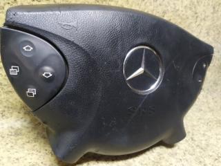 Airbag водительский MERCEDES-BENZ E-CLASS W211 3 ракурс
