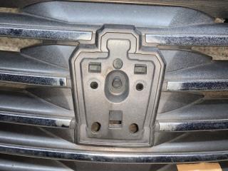 Решетка радиатора TOYOTA CROWN GRS202 3GR-FSE 53100-30471 2 ракурс