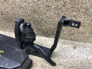 Защита радиатора левая TOYOTA PASSO M700A 1KR-FE 53286-B1010 2 ракурс