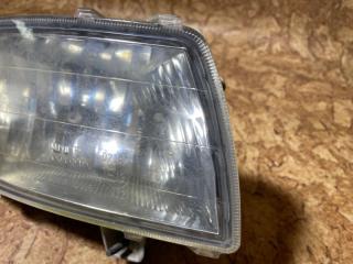Туманка правая передняя TOYOTA ISIS ZNM10 12-495 2 ракурс