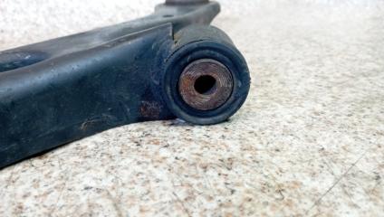Рычаг правый передний HONDA LIFE JB5 P07A 3 ракурс