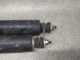 Амортизатор задний NISSAN SERENA C25 MR20DE 3 ракурс
