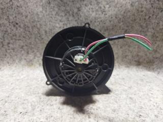 Мотор печки MAZDA SPIANO HF21S 3 ракурс