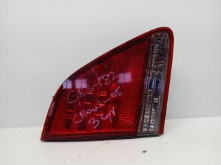 Вставка между стопов задняя левая TOYOTA CROWN
