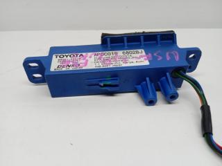 Электронный блок LEXUS LS460 USF40 1UR-FSE 88051-22010 3 ракурс