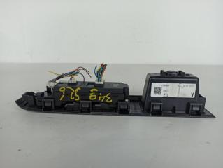 Блок упр. стеклоподьемниками правый передний MAZDA PREMACY CREW C235684L1F02 2 ракурс