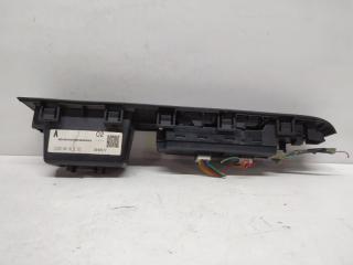 Блок упр. стеклоподьемниками правый передний MAZDA PREMACY CREW C235684L1E02 3 ракурс