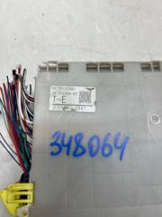 Блок предохранителей LEXUS LS460 USF40 82730-50480 2 ракурс