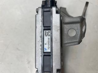 Блок управления рулевой рейкой LEXUS LS460 USF40 1UR-FSE 2 ракурс