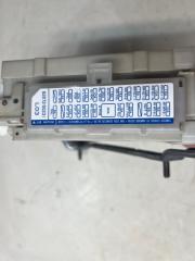 Блок предохранителей LEXUS LS460 USF40 82670-50091 3 ракурс