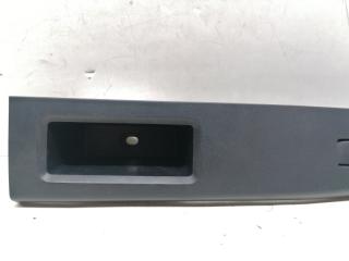 Блок упр. стеклоподьемниками левый передний MAZDA PREMACY CREW C235 66 370 3 ракурс