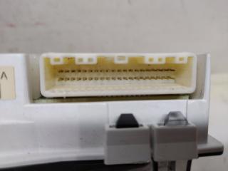 Спидометр TOYOTA ISIS ANM10 1AZ-FSE 83800-44C90A 4 ракурс Спидометр TOYOTA ISIS ANM10 1AZ-FSE 83800-44C90A 4 ракурс