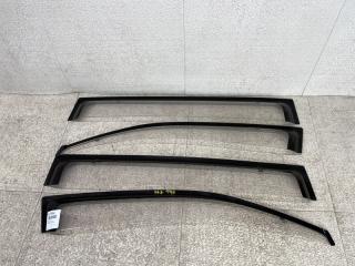 Ветровики комплект TOYOTA NOAH AZR60 1 ракурс
