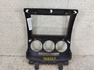 Консоль магнитофона MAZDA PREMACY CREW C23555210 4 ракурс