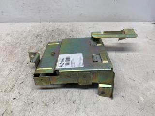 Блок управления efi NISSAN SERENA C24 QR20DE MEC12143 2 ракурс Блок управления efi NISSAN SERENA C24 QR20DE MEC12143 2 ракурс