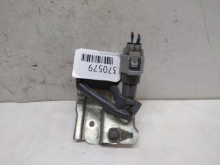 Блок предохранителей LEXUS LS460 USF40 86516-50010 2 ракурс