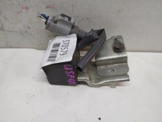 Блок предохранителей LEXUS LS460 USF40 86516-50010 4 ракурс