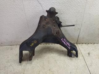 Фото запчасти рычаг нижний передний левый ISUZU BIGHORN контрактная запчасть Запчасть рычаг нижний передний левый ISUZU BIGHORN