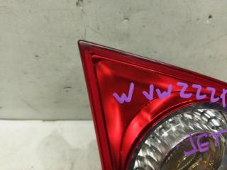 Вставка между стопов левая задняя VOLKSWAGEN JETTA 1K5 1K5945093 2 ракурс Вставка между стопов левая задняя VOLKSWAGEN JETTA 1K5 1K5945093 2 ракурс