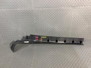 Накладка на порог салона правая передняя AUDI TT 8J3 8J0853906 5 ракурс