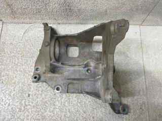 Опора подвесного подшипника NISSAN SERENA NC25 MR20DE 3 ракурс Опора подвесного подшипника NISSAN SERENA NC25 MR20DE 3 ракурс