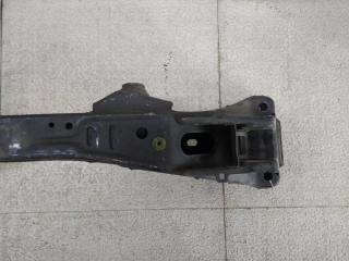 Балка под двс передняя TOYOTA CROWN MAJESTA UZS171 1UZ-FE 3 ракурс
