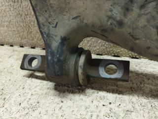 Рычаг правый передний HONDA STEPWGN RG1 K20A 3 ракурс