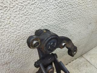 Рычаг правый передний TOYOTA CENTURY GZG50 2 ракурс
