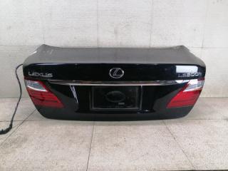 Крышка багажника LEXUS LS600H UVF45 2UR-FSE 6440150270 1 ракурс Крышка багажника LEXUS LS600H UVF45 2UR-FSE 6440150270 1 ракурс