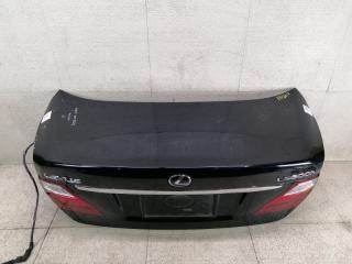 Крышка багажника LEXUS LS600H UVF45 2UR-FSE 6440150270 2 ракурс Крышка багажника LEXUS LS600H UVF45 2UR-FSE 6440150270 2 ракурс