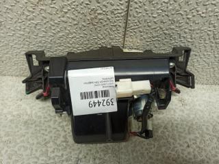 Пепельница LEXUS LS600H UVF45 4 ракурс