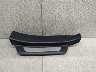 Накладка на порог салона правая задняя LEXUS RX270 AGL10 1793048060 2 ракурс