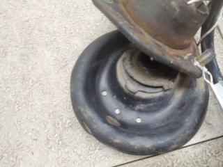 Пружина передняя NISSAN SERENA KVC23 CD20T 2 ракурс Пружина передняя NISSAN SERENA KVC23 CD20T 2 ракурс