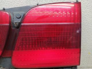 Вставка между стопов правая задняя TOYOTA GRAND HIACE VCH10 2699 2 ракурс